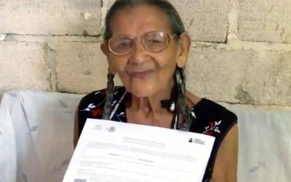 Mujer de 95 años concluye la secundaria en Chiapas