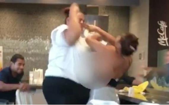 (VÍDEO) Difunden brutal golpiza de empleada de McDonalds a clienta