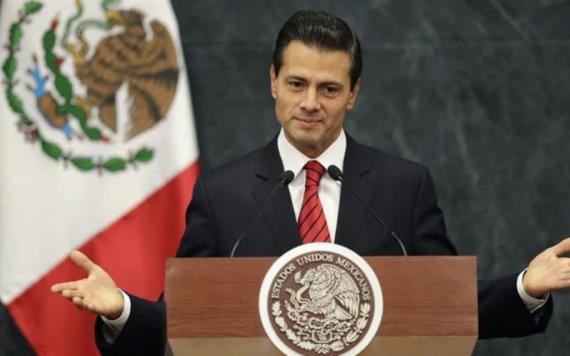 Fuerzas Armadas condecoran a Peña Nieto por su visión de estado