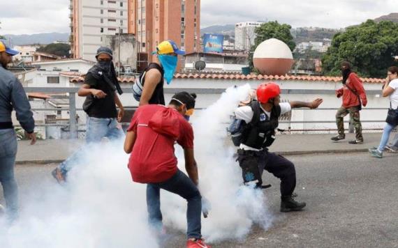 Al menos 13 muertos tras protestas en Venezuela, reporta ONG