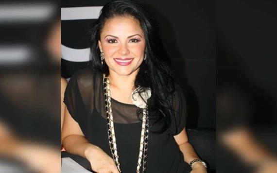 Conductora de TV Azteca Monterrey insulta y golpea a mariachi