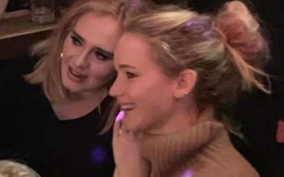 La divertida noche de Jennifer Lawrence y Adele en un bar gay de Nueva York