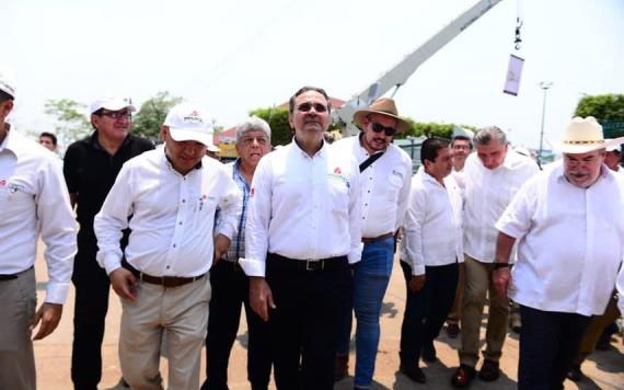 Director de Petróleos Mexicanos, Octavio Romero Oropeza visitó el stand de Pemex en la Feria Tabasco