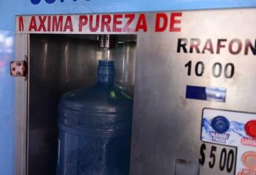 Sancionan a 14 plantas de agua por riesgo sanitario, en Villahermosa