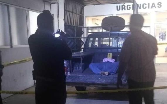 Joven fallece en la puerta del hospital comunitario de Balancán por heridas de arma blanca