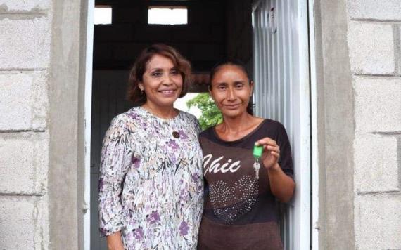 Ya son 400 las familias de Comalcalco beneficiadas con el programa de mejora viviendística Calli-Co
