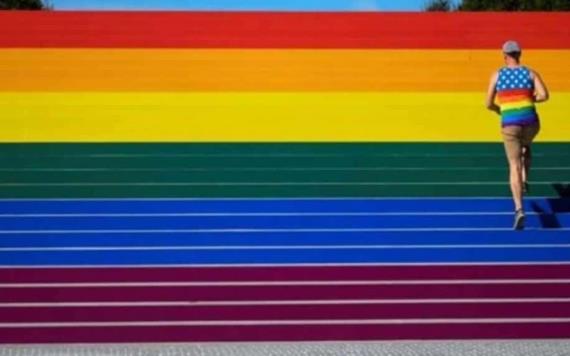 Nueva York se ilumina con el arcoíris por el orgullo gay