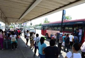 Peligrosas paradas de transporte público; aquí las rutas y la avenida más insegura