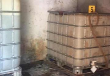 Aseguran bodega huachicolera con más de 2 mil litros de combustible ilegal