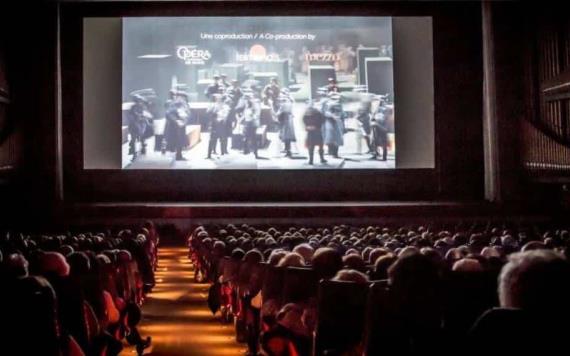 Propone Sergio Mayer rescatar inmuebles abandonados y convertirlos en salas de cine