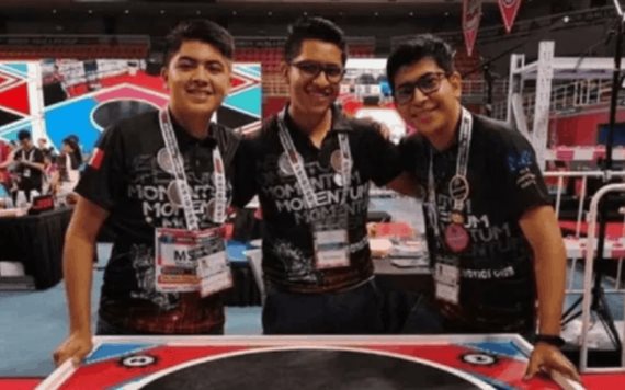 Estudiantes oaxaqueños ganan concurso de robótica en China
