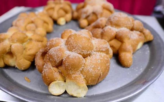 En pleno agosto llega el pan de muerto