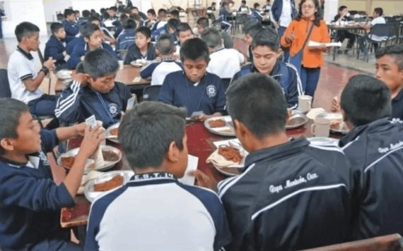 Con solo 30 pesos al día para comer, así vienen niños en internado de Oaxaca