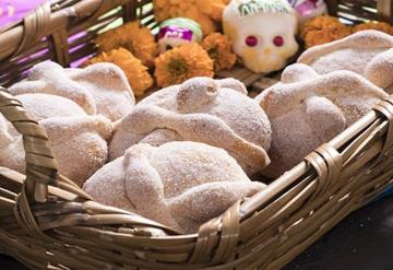 Crean el primer pan de muerto con ingredientes de cerveza