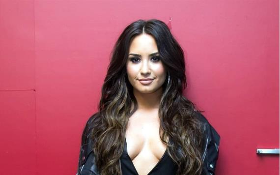 Demi Lovato sorprende al mostrar su embarazo en redes