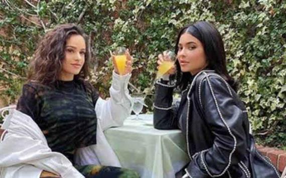 Kylie Jenner y Rosalía se reúnen; su foto enloquece a sus fans
