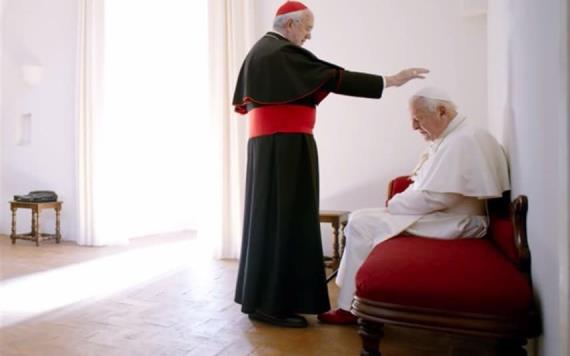 Los dos papas: el filme de Netflix que filtra una conversación entre Francisco y Benedicto