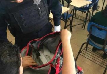 Se opusieron a operativo Mochila Segura padres de colegio Cervantes en Torreón, Coahuila