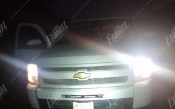 Encuentran a 2 hombres ejecutados en una camioneta en la carretera Cárdenas–Coatzacoalcos