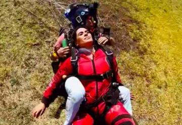 Galilea Montijo salta de avión y pierde el conocimiento