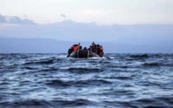 Niño migrante muere ahogado después de que los guardacostas volcaran su bote