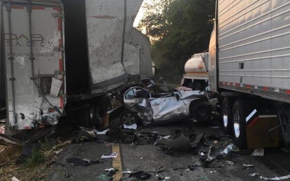 Trágico accidente en carretera  Cárdenas - Coatzacoalcos
