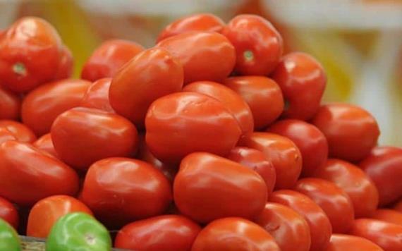 Escasea tomate y limitan venta en supermercados de Villahermosa