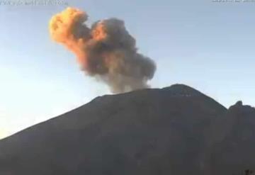 Registran explosión en el volcán Popocatépetl, sucedió después de la erupción del volcán Krakatoa