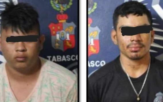 Detienen a dos hombres en Comalcalco: probable delito de portación de arma de fuego y narcomenudeo