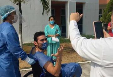 "Claro que tengo miedo, pero esta es mi profesión y estoy listo": Médico del Hospital Juan Graham