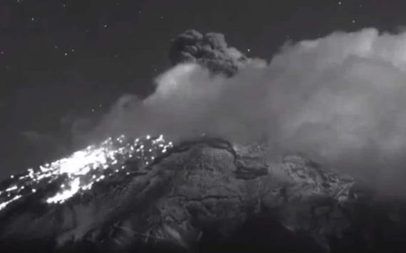 Registra el Popocatépetl explosión de ceniza y gases