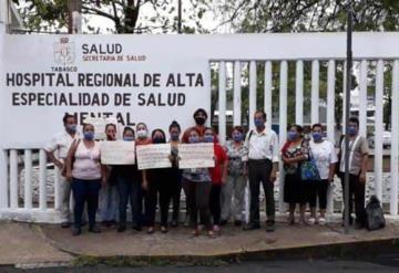 Exigen prestaciones los trabajadores de intendencia del Hospital de Salud Mental