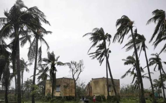 Ciclón en India y Bangladesh deja al menos 82 muertos