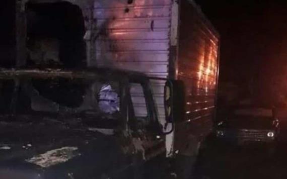 Incendian camioneta a vendedor de verduras por ser positivo a Covid-19