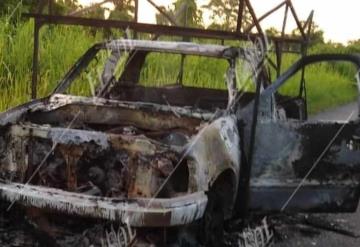 Hallan cuerpo y camioneta calcinada en Tabasco