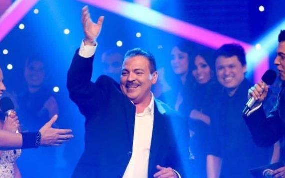 Julio Preciado es nuevamente hospitalizado; teme no volver a cantar