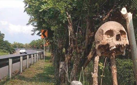 ¡Hallazgo macabro!; aseguran restos humanos en la Coatzacoalcos-Cárdenas