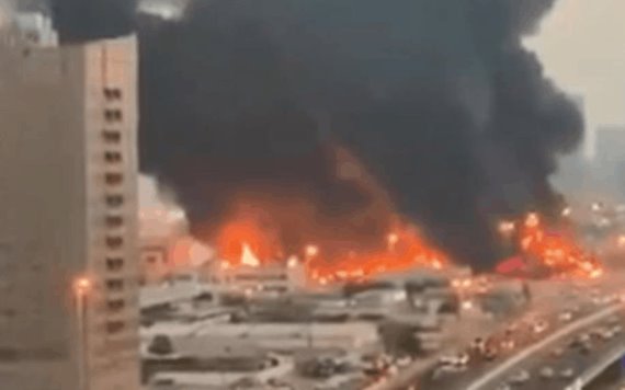 VIDEO: Dubai en llamas, fuerte explosión en el mercado de Ajman