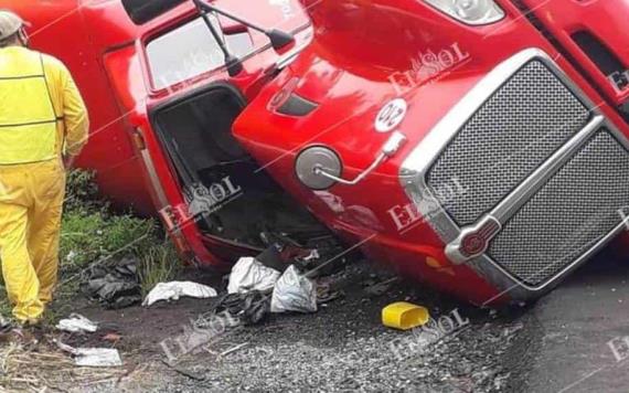Máxima precaución, accidente en carretera Villahermosa-Chetumal justo por el kilómetro 40 + 200