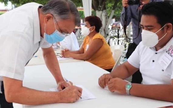 Firman habitantes de Comalcalco para enjuiciar a expresidentes de México