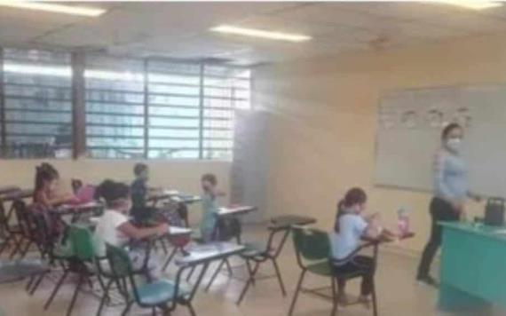 Escuela de Centro obliga a alumnos a asistir a clases presenciales pese al semáforo epidemiológico