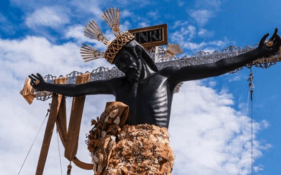 Pasean al Cristo Negro de San Román por las calles de Campeche