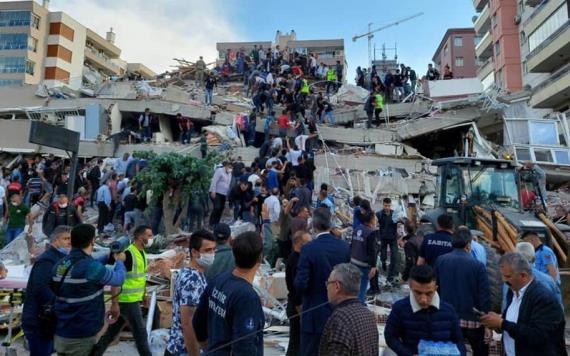 Sube a 62 el número de muertos en Turquía tras terremoto de 6.8