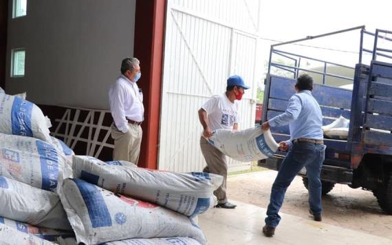Reúnen 30 toneladas de silo para repartir a productores afectados por inundación