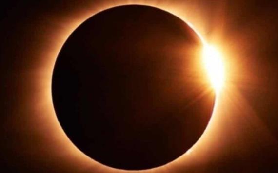 Un eclipse solar total tuvo lugar hoy en la madrugada