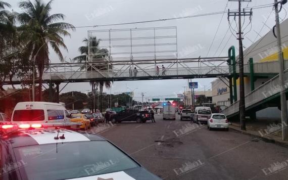 Atropellan a familia en Ruiz Cortines; menor pierde la vida