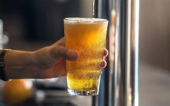 Productores alemanes tirarán cerveza no vendida por COVID-19