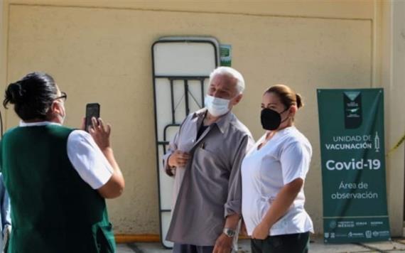 Enrique Guzmán habla si tuvo reacciones tras vacunarse contra covid-19