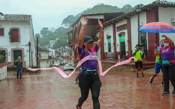 Alejandra Balderas gana 1er lugar de Carrera por el Día de la Mujer en Tapijulapa