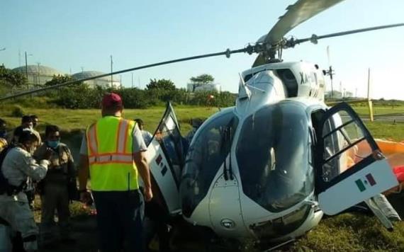 Se desploma un helicóptero en el puerto de Dos Bocas en Paraíso